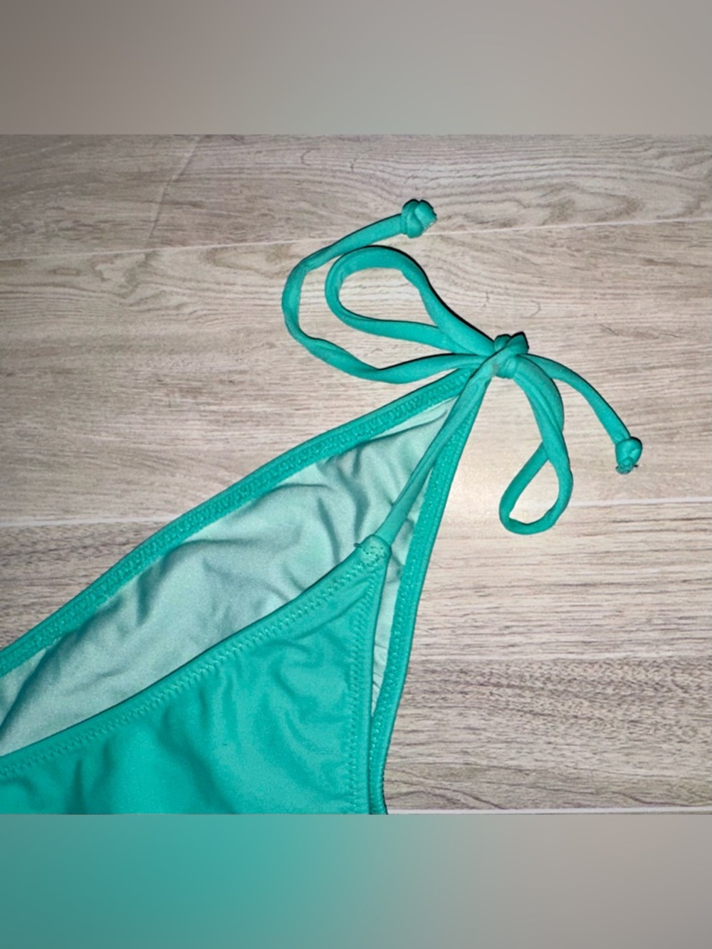 Victoria's Secret Mint Green Bandeau Lace-Up Bikini + FREE addition top! - Picture 13 of 16